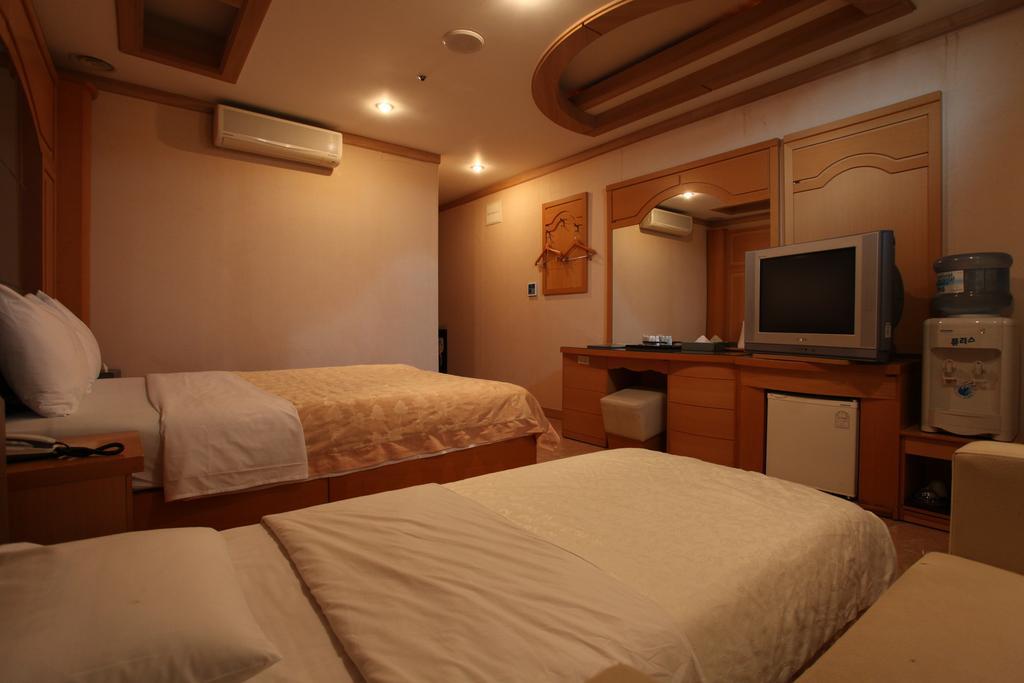 Hotel Incheon Beach Room photo