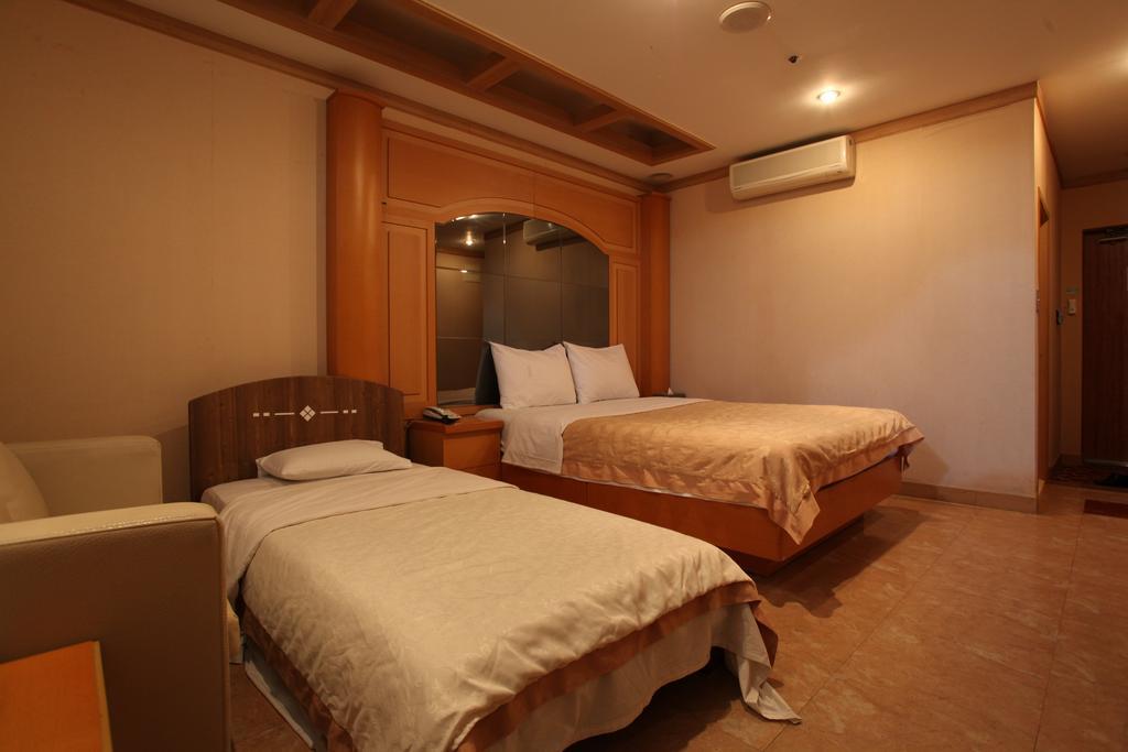 Hotel Incheon Beach Room photo